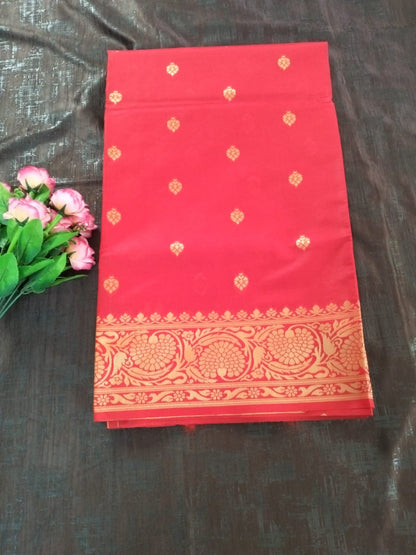 Red with heavy golden border with buttas lichee silk