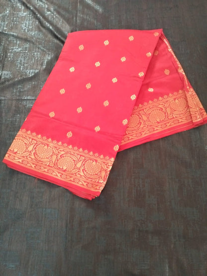 Red with heavy golden border with buttas lichee silk